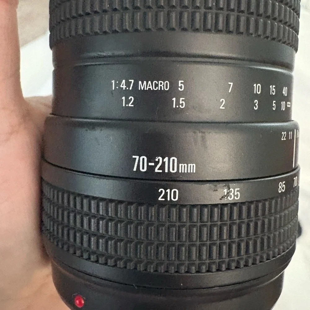 Quantaray 70-210mm Zoom Lens 55mm for 35mm Film Camera